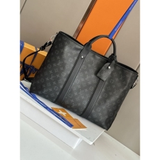 Louis Vuitton Shopping Bags